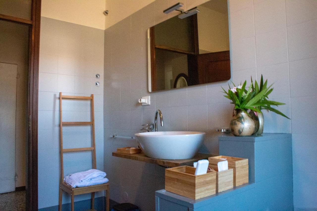 B&B Casa Manuela มานโตวา ภายนอก รูปภาพ
