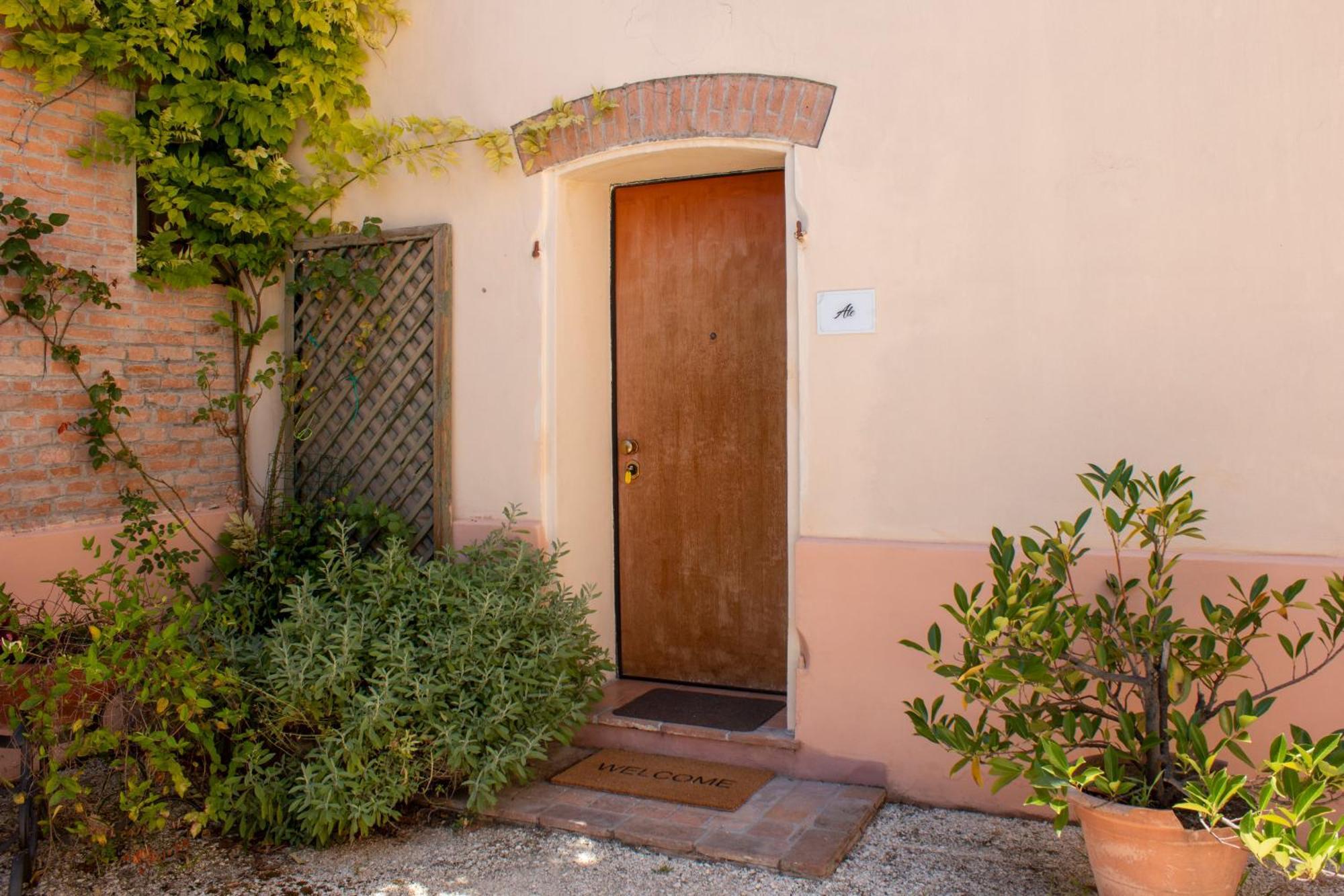 B&B Casa Manuela มานโตวา ภายนอก รูปภาพ